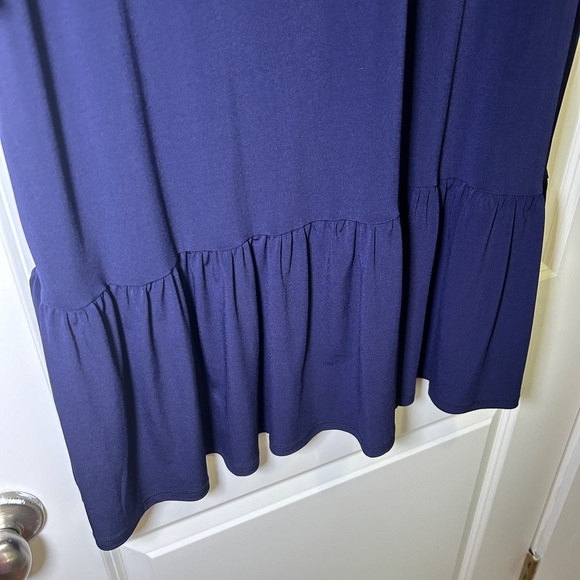 AGB women’s dress with 3/4 sleeves and drop waist - Picture 3 of 4